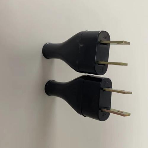 源頭工廠生產南美式電源插頭pvc原料黑色插頭323型號